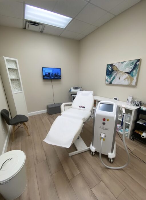 Painless Laser Aesthetics Laser by Nicole